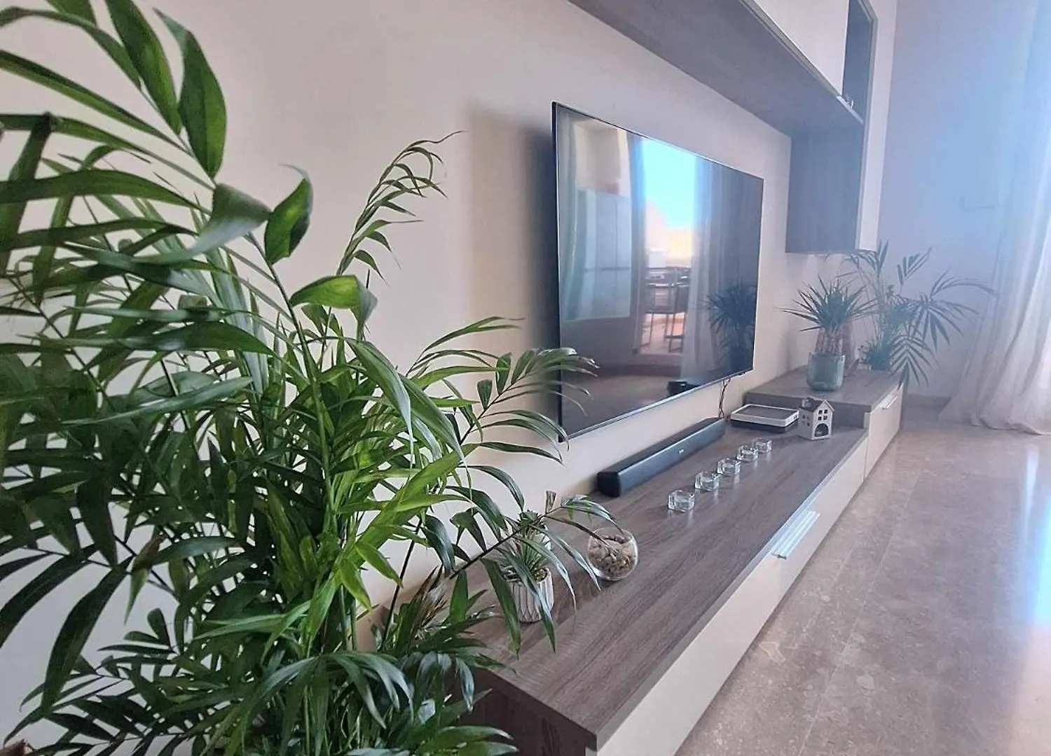 Vistsolmar -Apartamentos Budha - Solo Familias ! Zona Tivoli Benalmadena 0*,  Spain