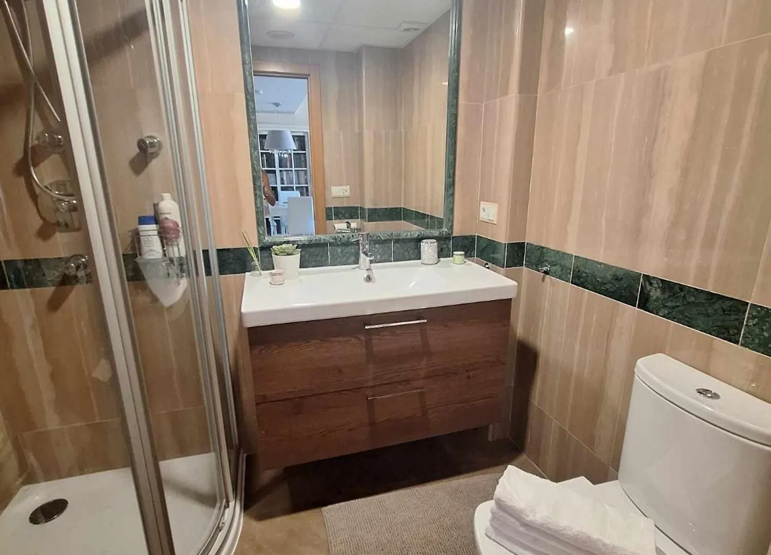 Vistsolmar -Apartamentos Budha - Solo Familias ! Zona Tivoli Benalmadena