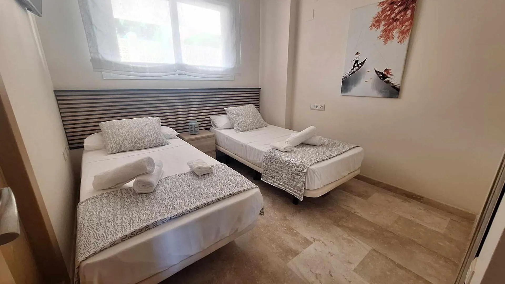 Vistsolmar -Apartamentos Budha - Solo Familias ! Zona Tivoli Benalmadena Spain