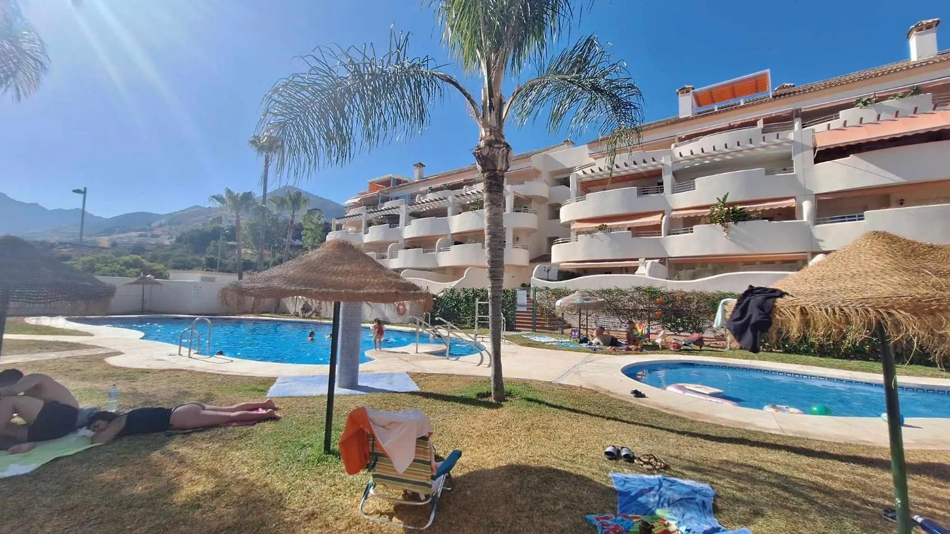 Vistsolmar -Apartamentos Budha - Solo Familias ! Zona Tivoli Benalmadena