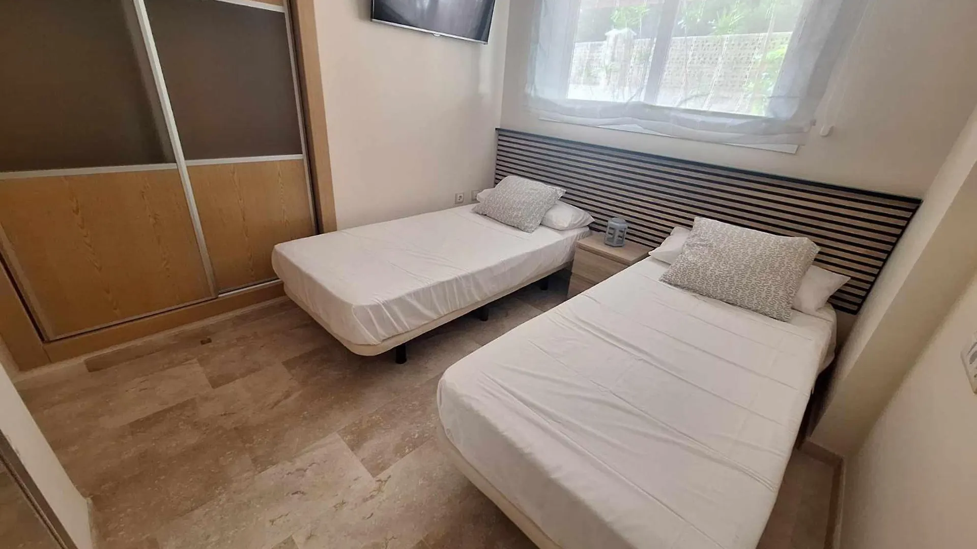 Vistsolmar -Apartamentos Budha - Solo Familias ! Zona Tivoli Benalmádena 0*,