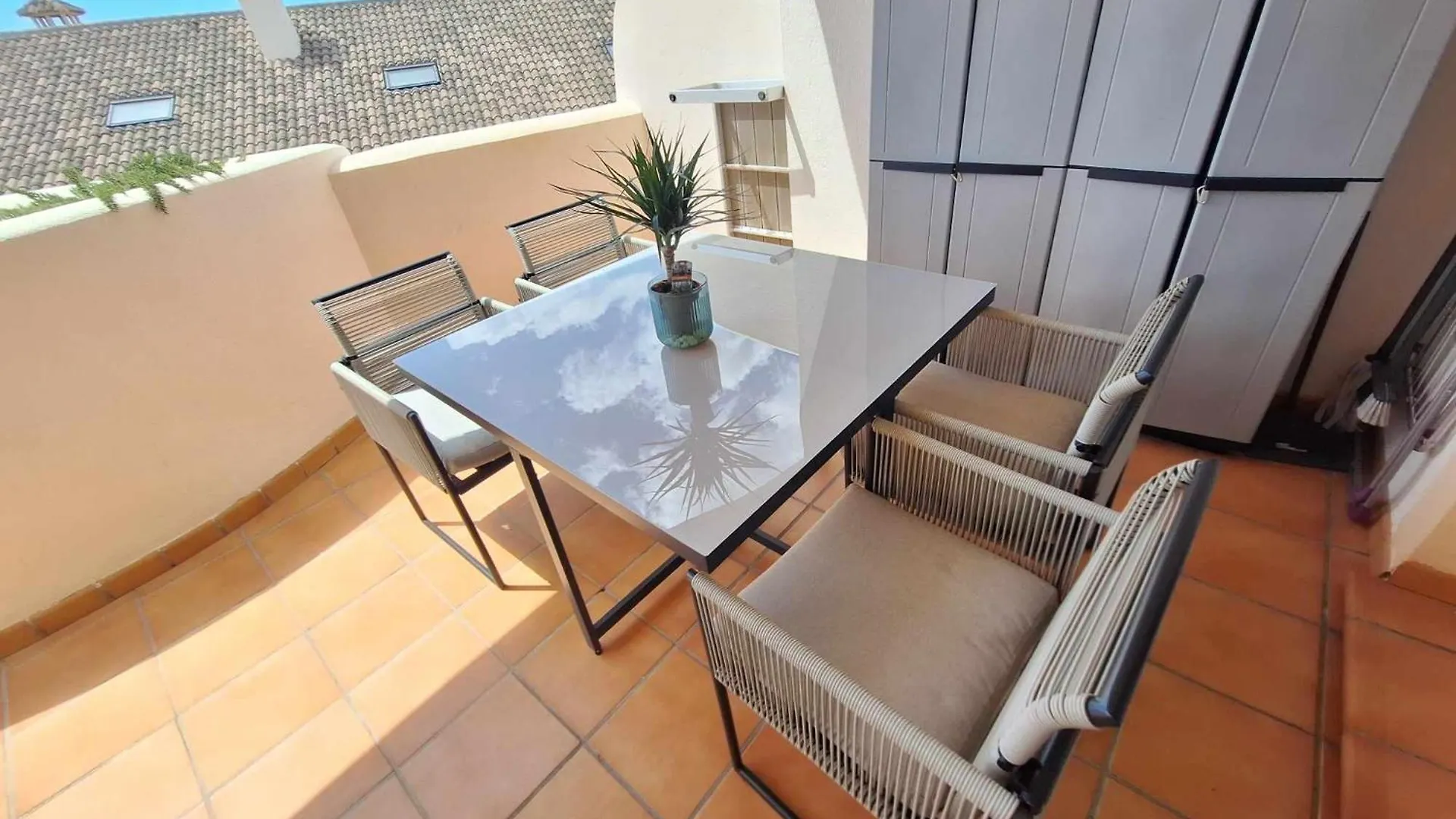 Vistsolmar -Apartamentos Budha - Solo Familias ! Zona Tivoli Benalmádena 0*,