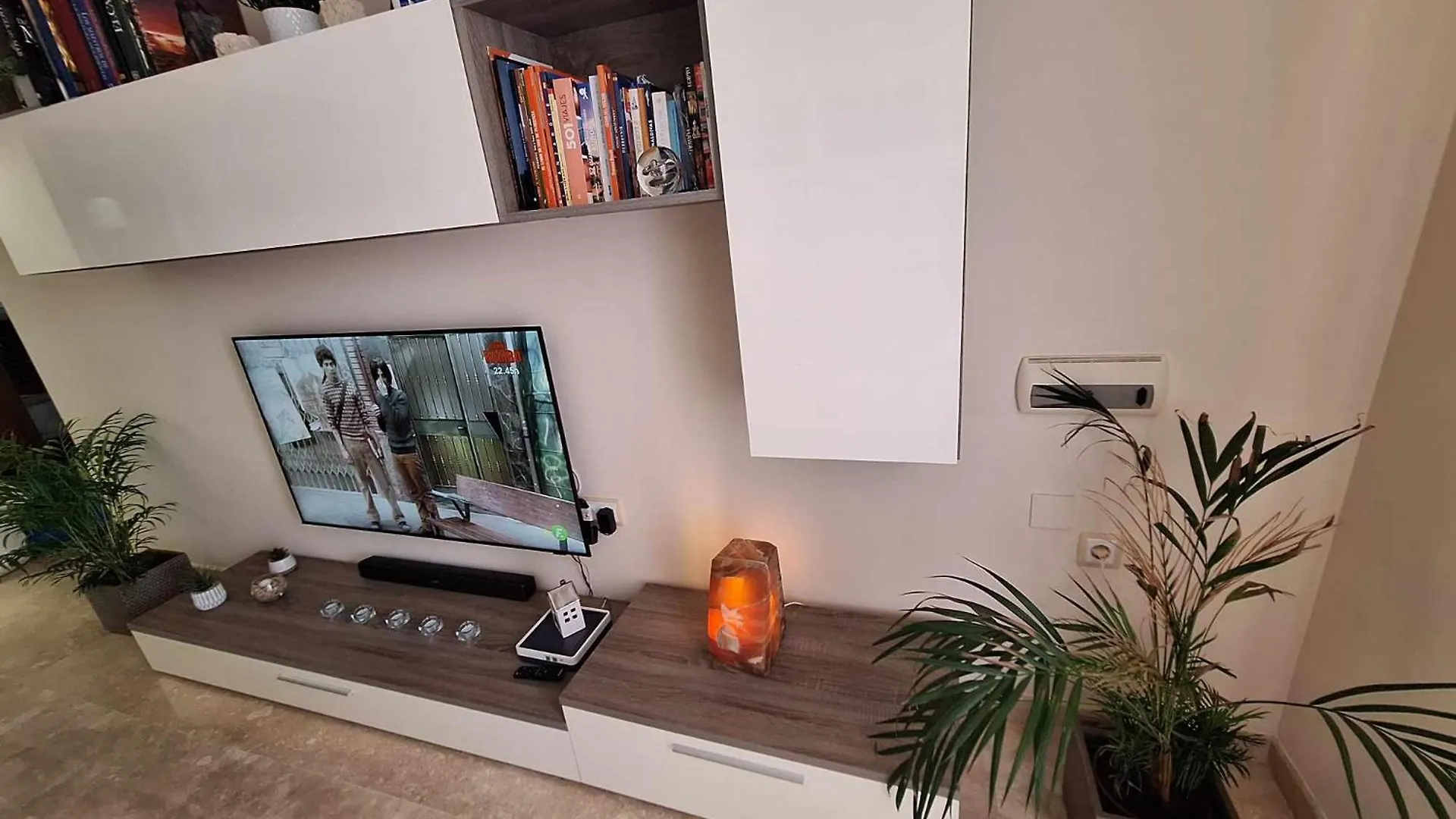 Vistsolmar -Apartamentos Budha - Solo Familias ! Zona Tivoli Benalmádena Appartement